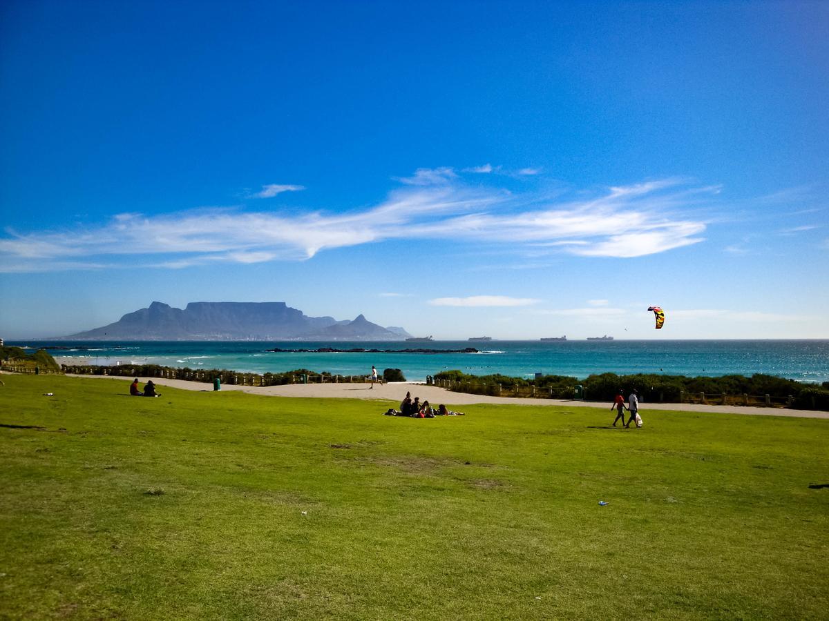 בלוברגסטראנד Heaven On Earth - Blouberg Beachfront Self-Catering Apartment מראה חיצוני תמונה